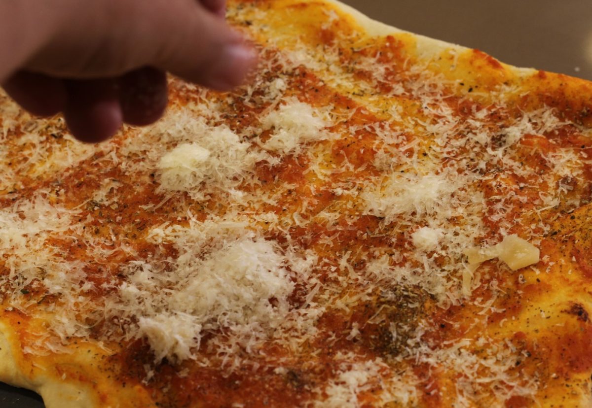 Pizza casera cuatro quesos