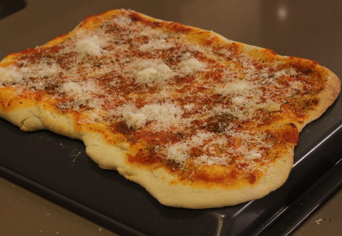 Pizza casera cuatro quesos