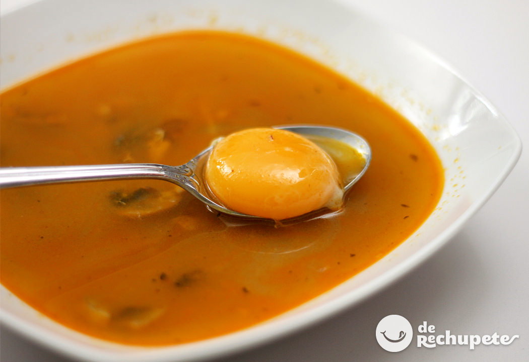 Sopas de ajo marineras. Receta tradicional paso a paso