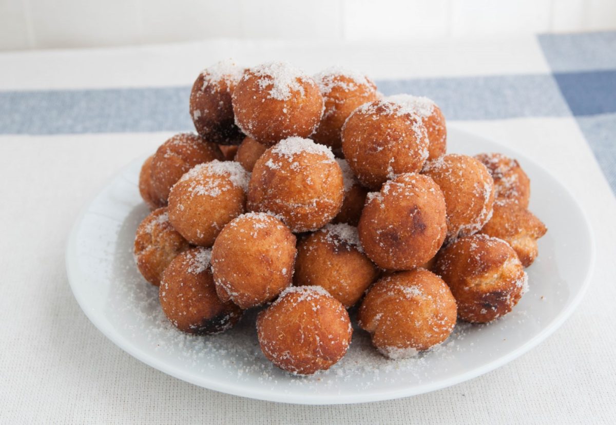 Castagnole. Postre italiano de Carnaval