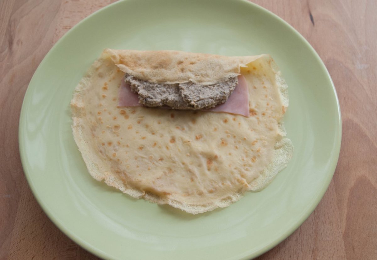 Ficelle Picarde o Crepes de jamón. Receta francesa