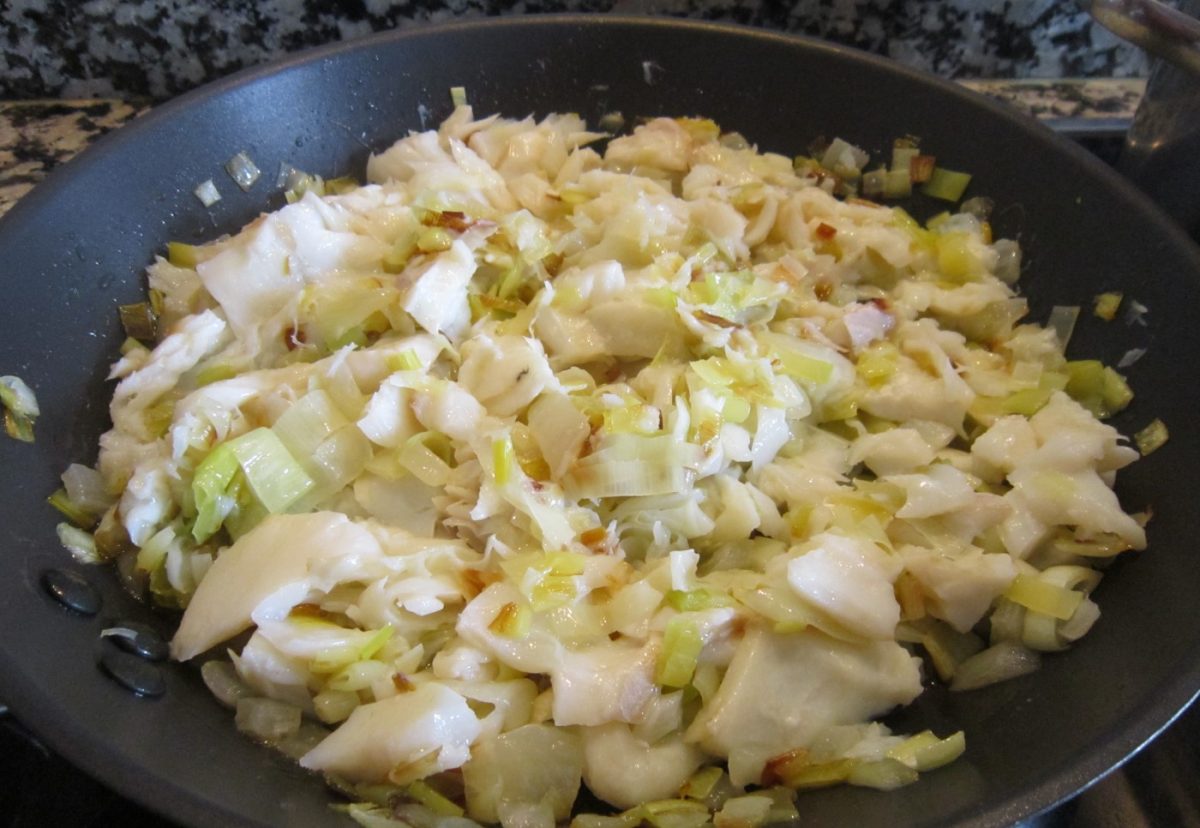 Bacalao gratinado con mayonesa (Bacalhau à Zé do Pipo)