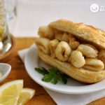 Bocata de chipirones rebozados y fritos