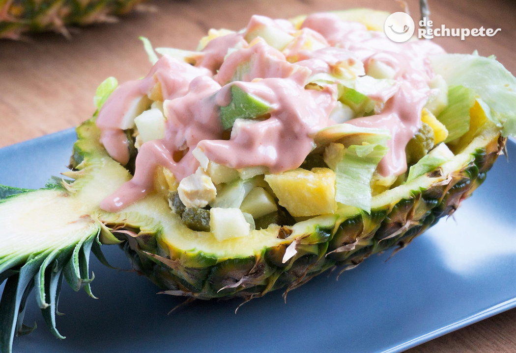 Ensalada refrescante de pollo y piña