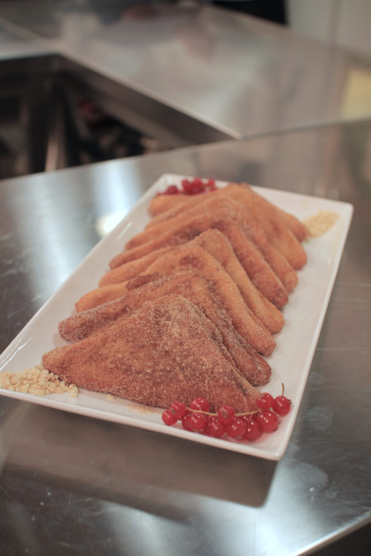 Pañuelos de pan rellenos de crema