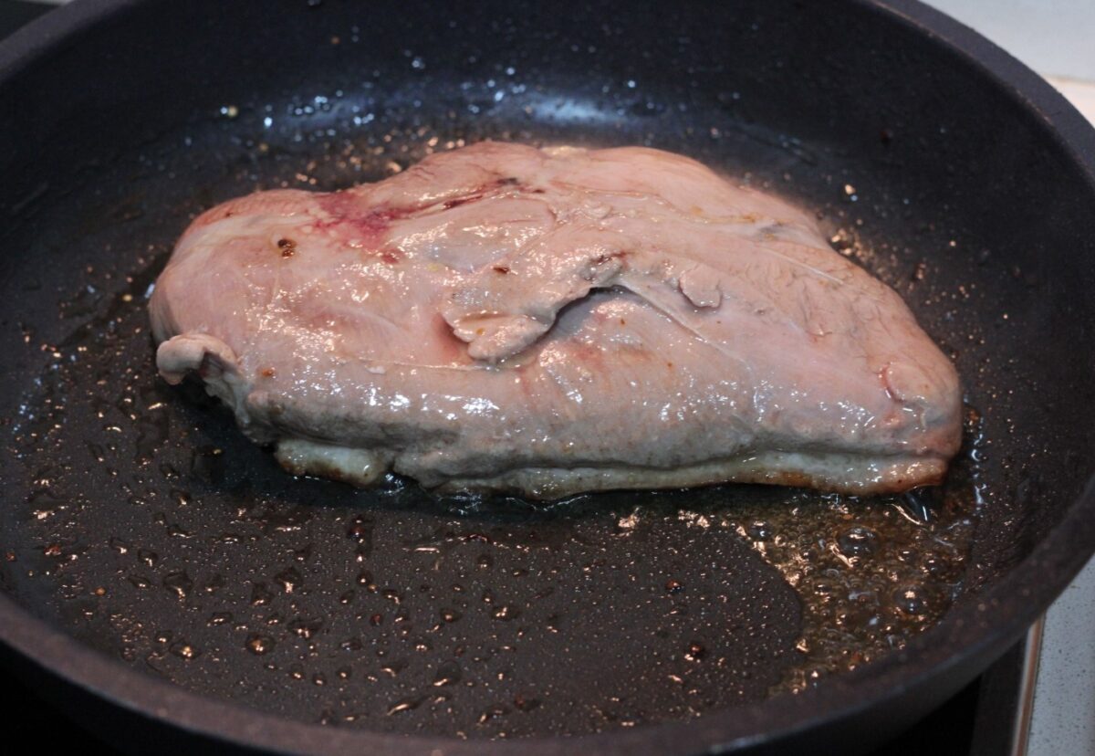 Magret de pato a la plancha acompañado de arroz