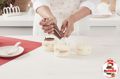 Tiramisú de chocolate en vasitos individuales
