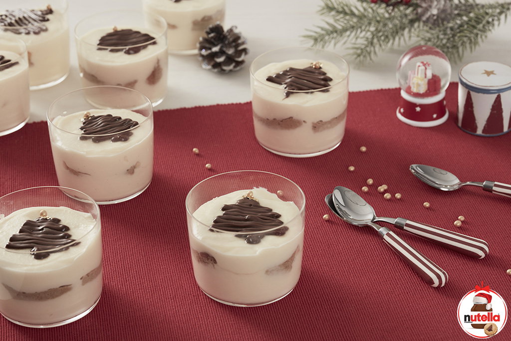 Tiramisú de chocolate en vasitos individuales