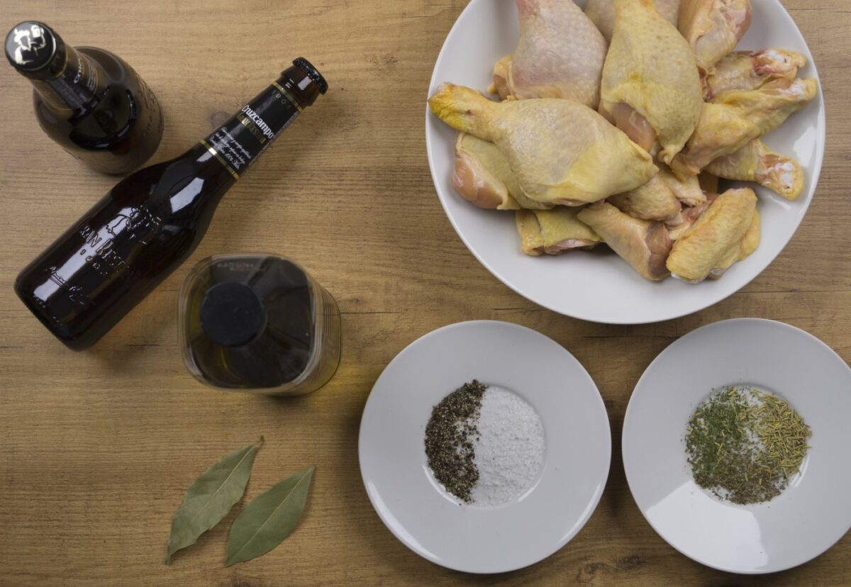 Pollo a la cerveza, el guiso fácil más sabroso