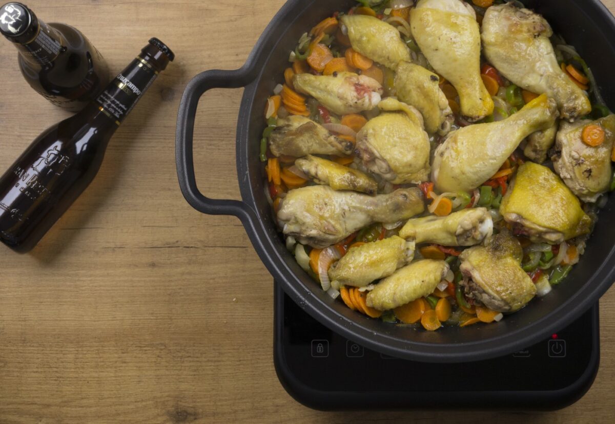 Pollo a la cerveza, el guiso fácil más sabroso