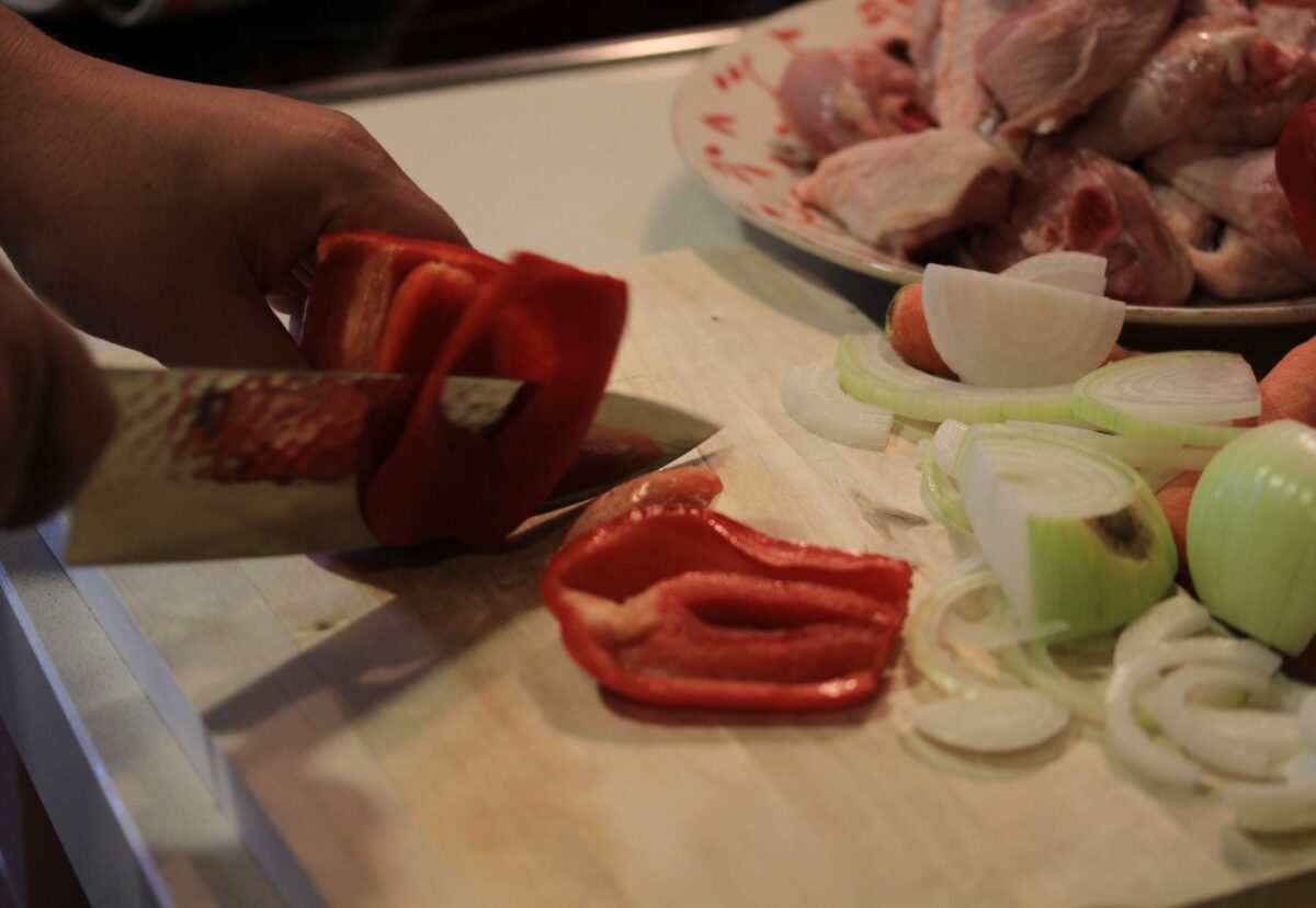 Pollo a la cerveza, el guiso fácil más sabroso
