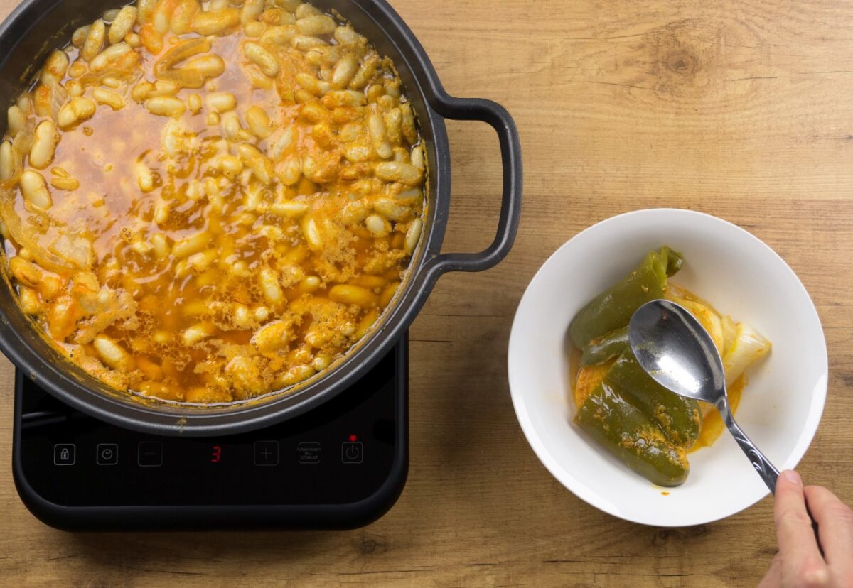 Fabes con almejas, receta tradicional asturiana