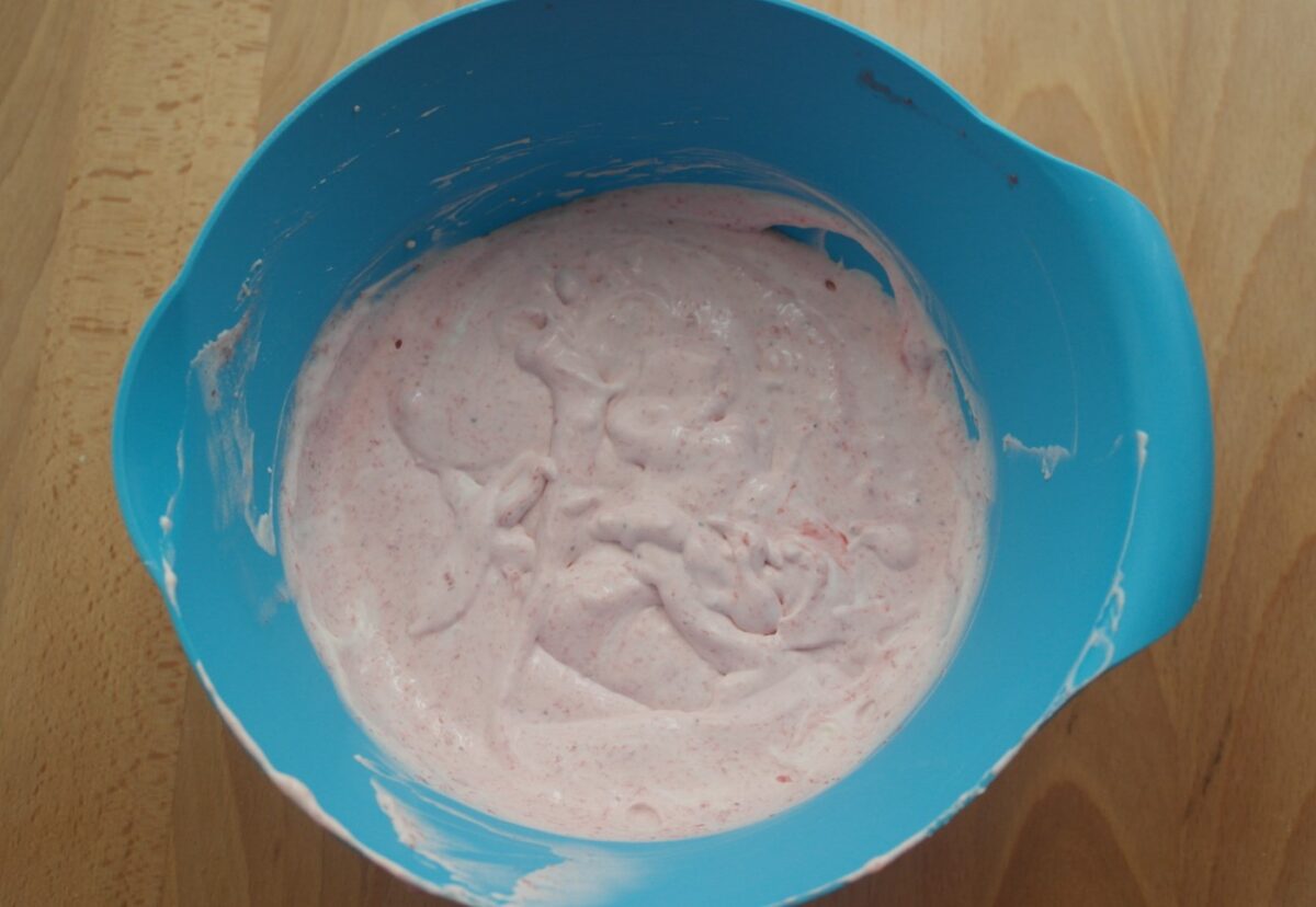 Mousse de fresas con 3 ingredientes