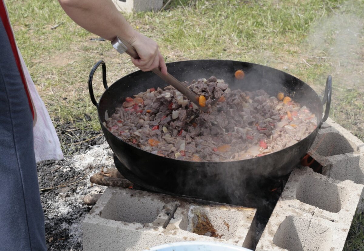 Caldereta de cordero. Receta tradicional manchega