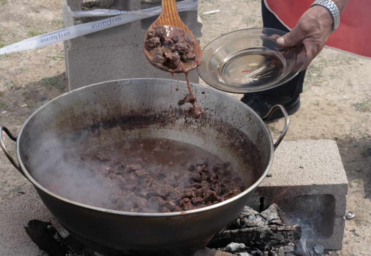 Caldereta de cordero. Receta tradicional manchega