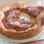 Pizza estilo Chicago. Receta auténtica paso a paso