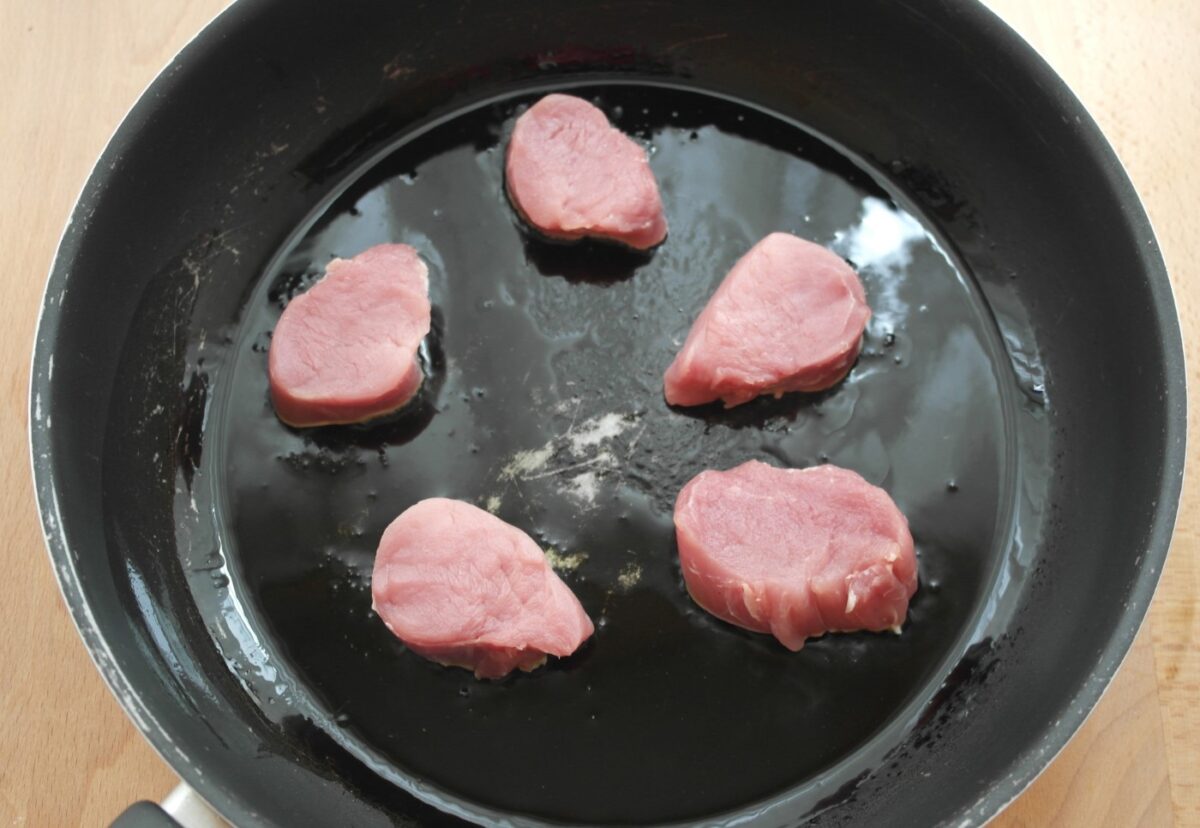 Solomillo de cerdo con salsa de queso
