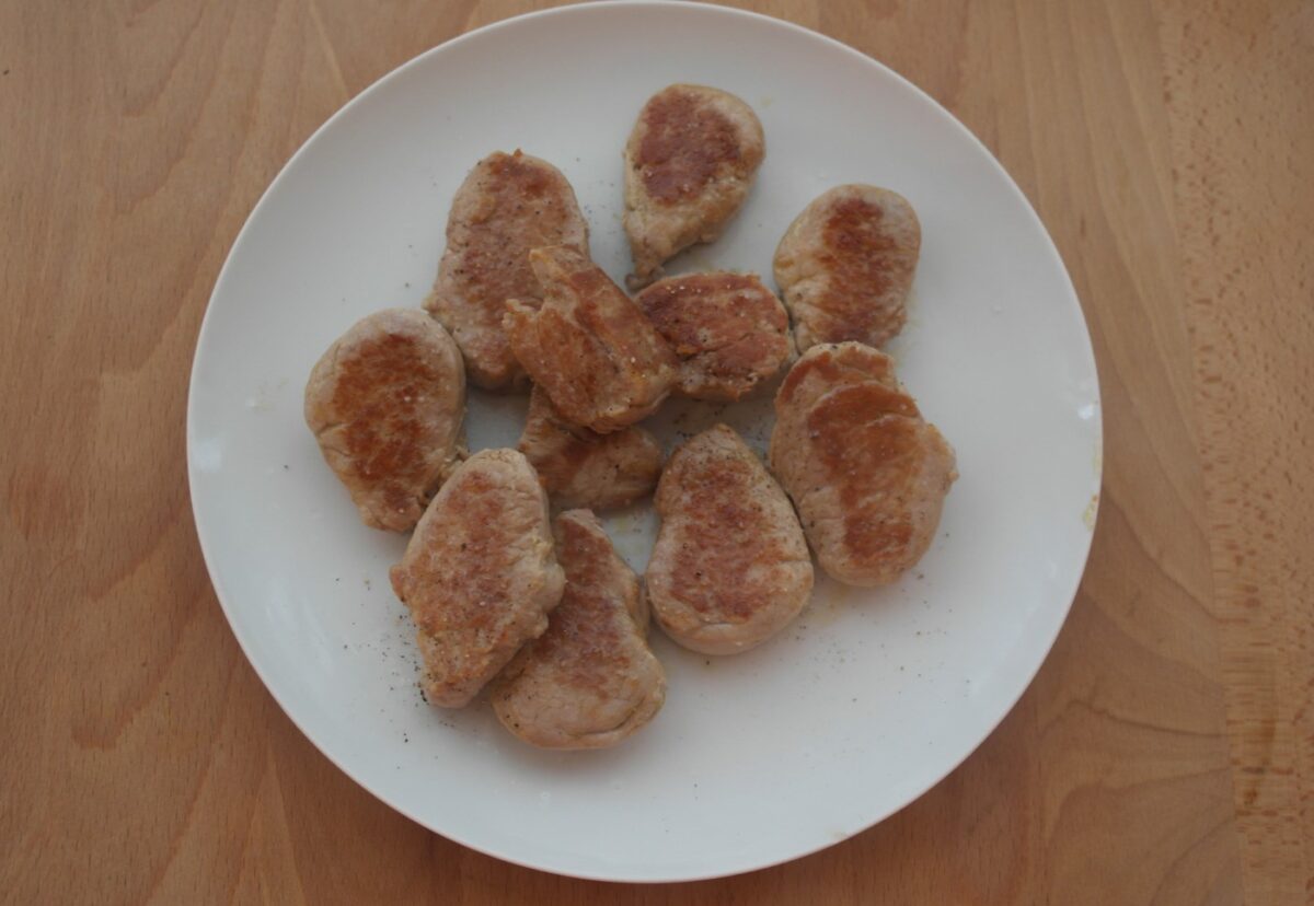 Solomillo de cerdo con salsa de queso