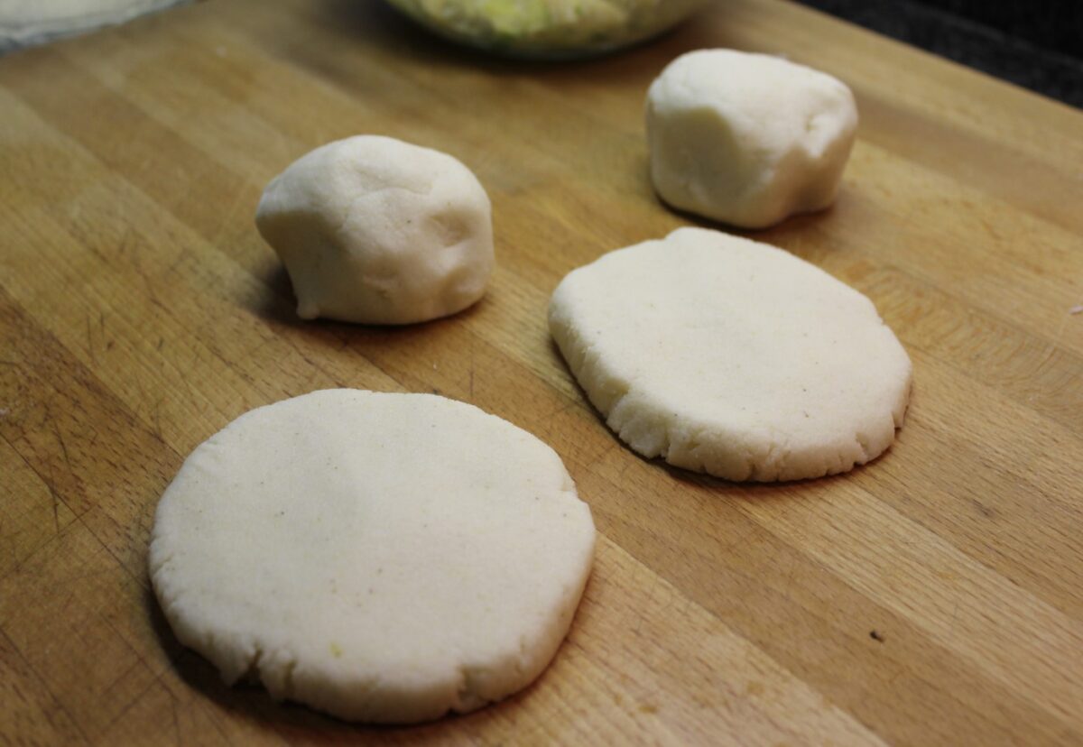 Arepas rellenas con pollo