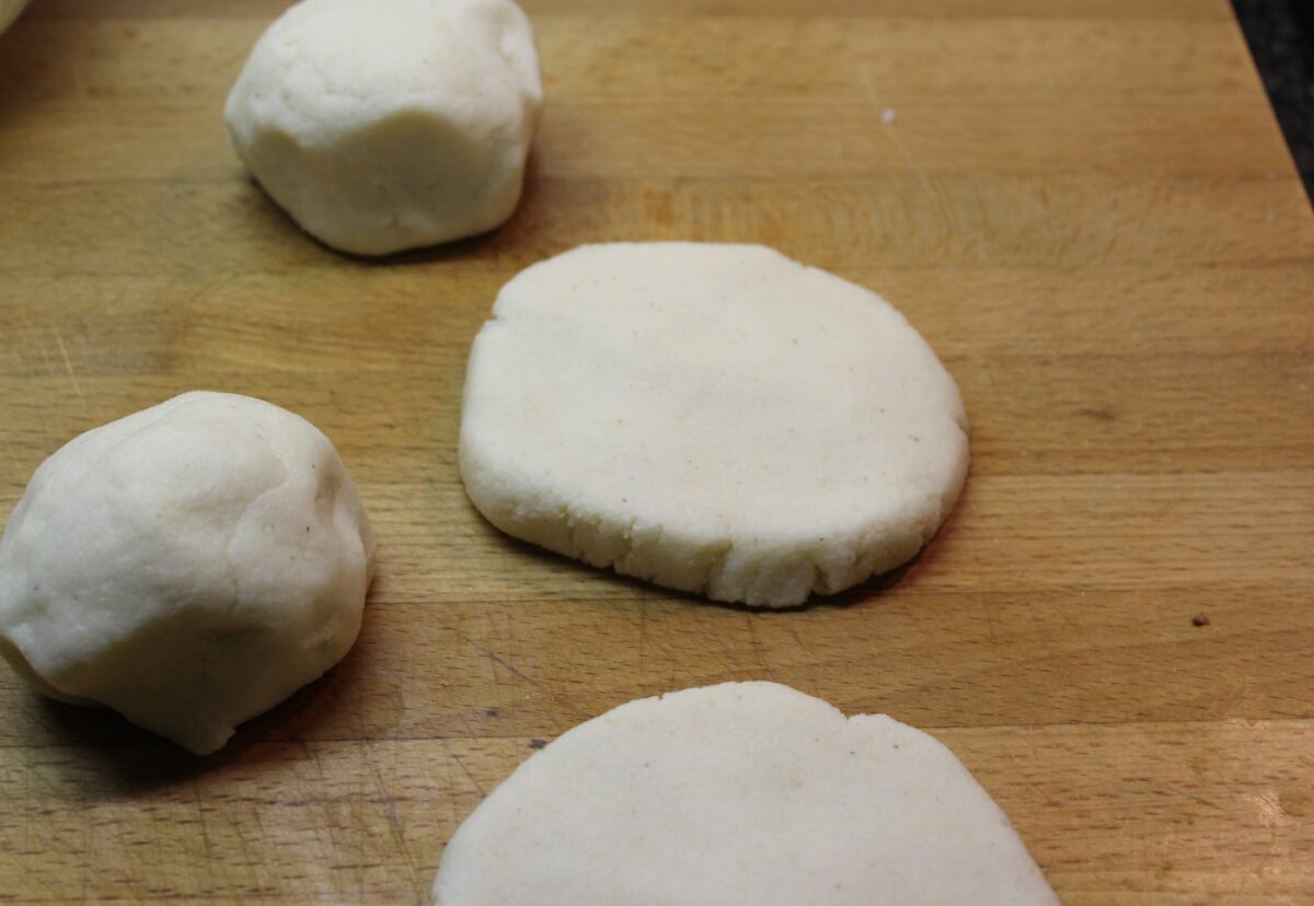 Arepas rellenas con pollo