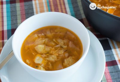 Sopa de pescado tradicional, barata y muy fácil de preparar