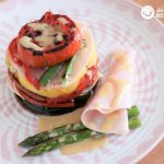 Timbal de verduras con pavo