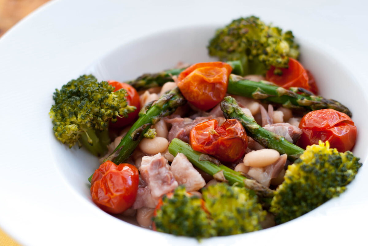 Ensalada templada de fabes al cabrales
