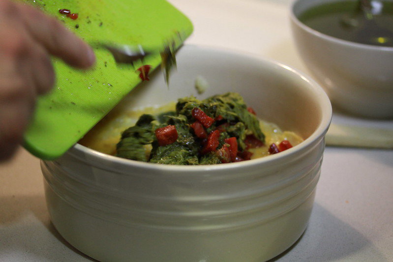 Tortilla con grelos y chorizo