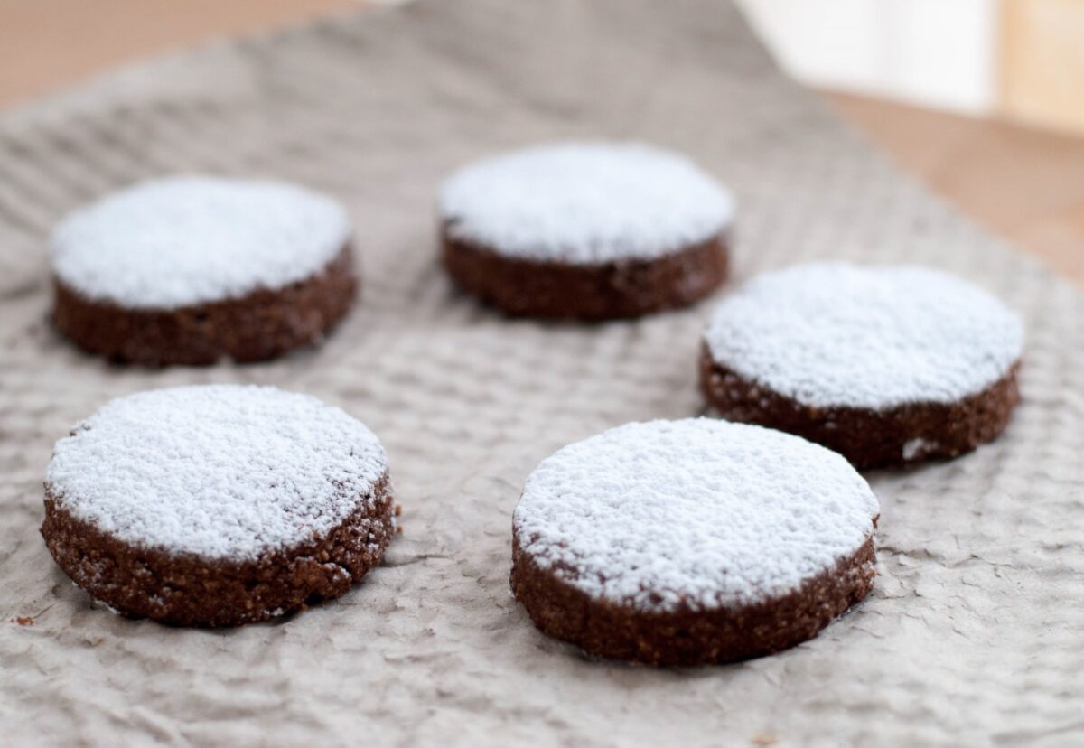 Polvorones de chocolate