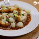 Rape en salsa americana con brandy. Receta fácil con pescado