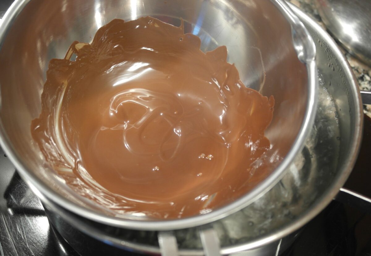 Bombones de chocolate y naranja