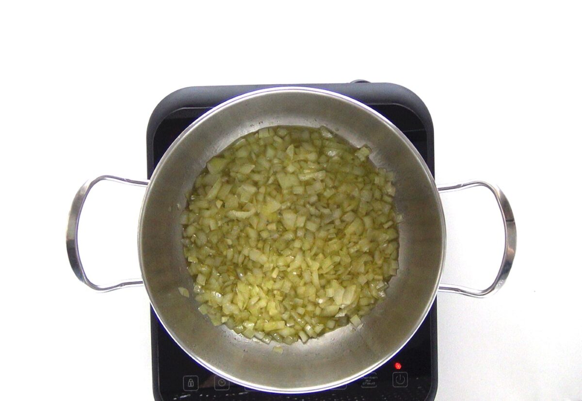 Caldo verde portugués