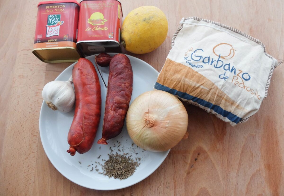 Callos con garbanzos