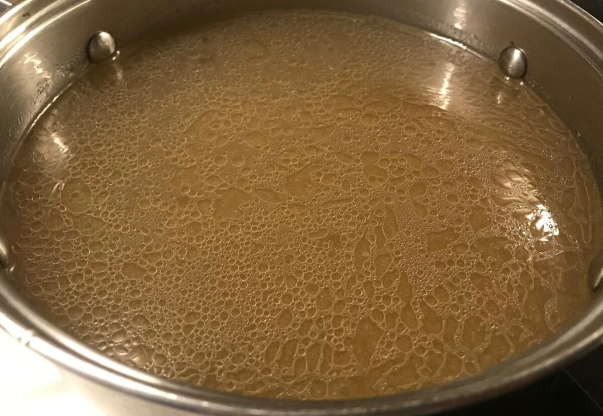 Caldo de pollo concentrado