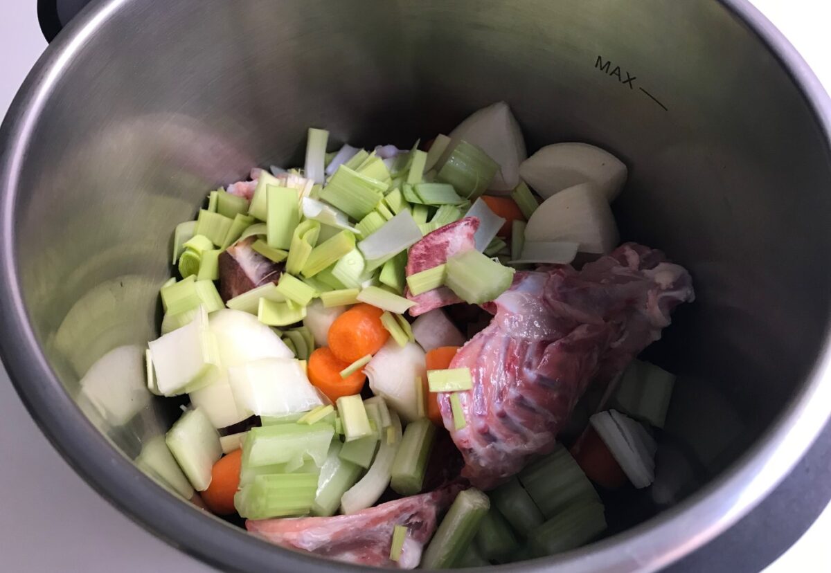 Caldo de pollo concentrado