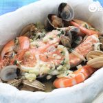 Salmón y mariscos al horno y en papillote