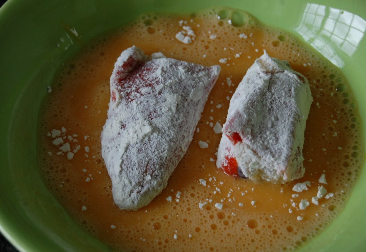 Pimientos del piquillo rellenos de bacalao