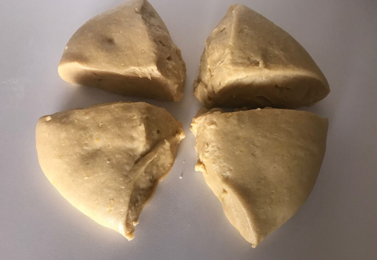 Toña de patata. Postre de Semana Santa