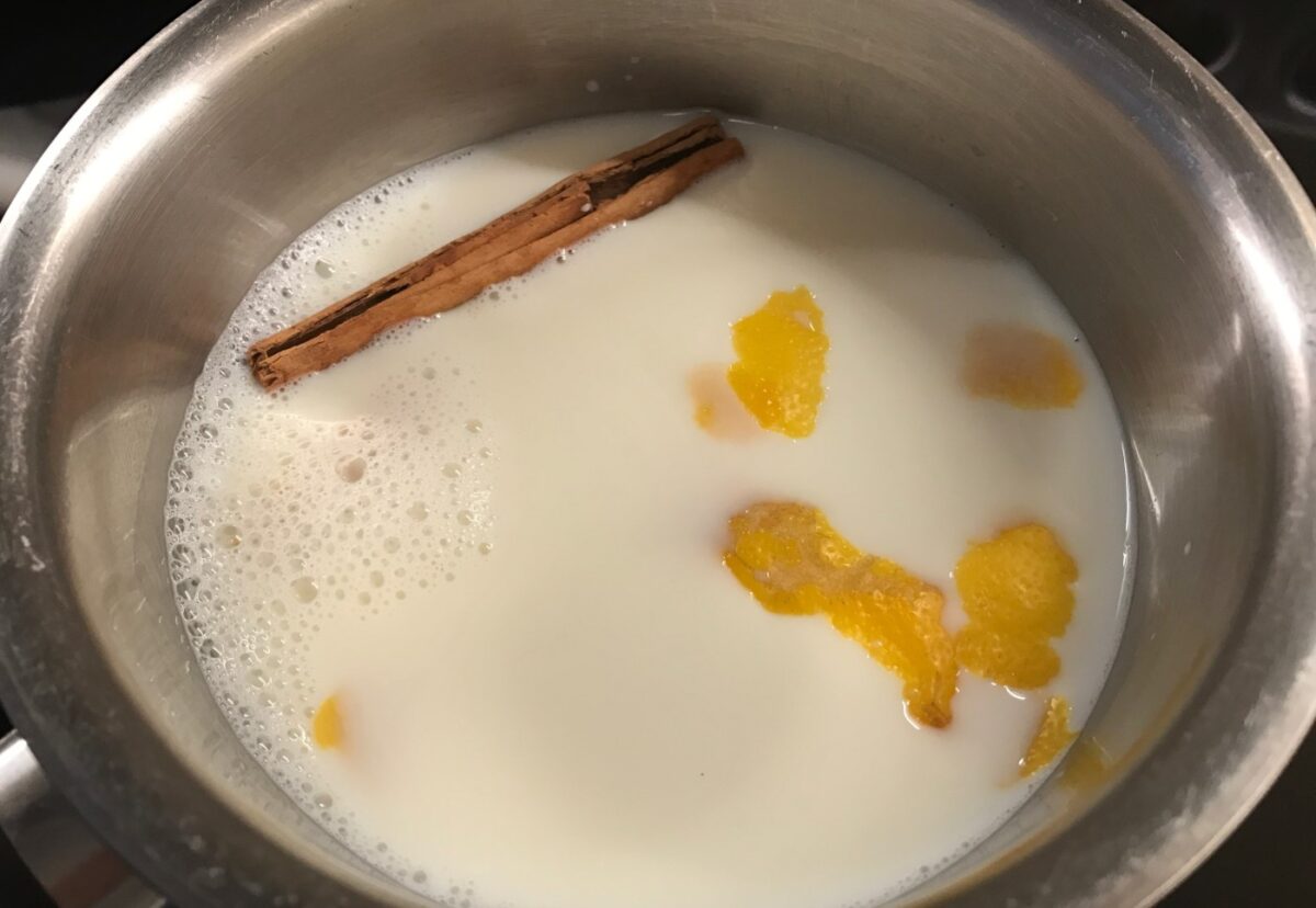 Leche frita caramelizada