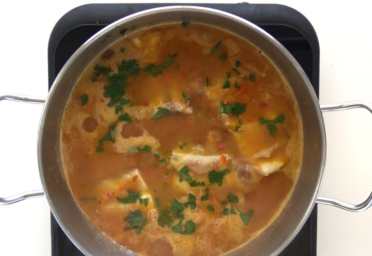 Corvina en salsa