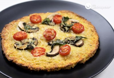 Cómo hacer una pizza con masa de coliflor