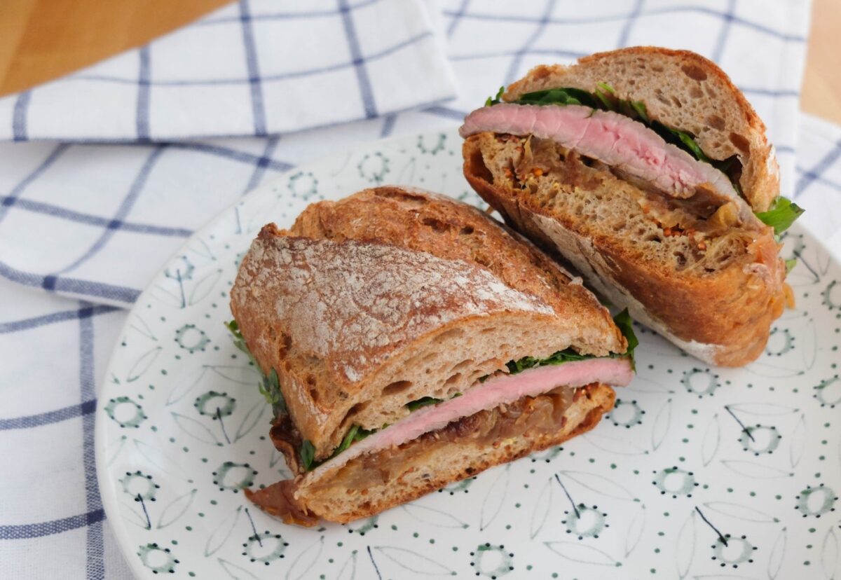 Bocadillo de ternera o Steak Sandwich