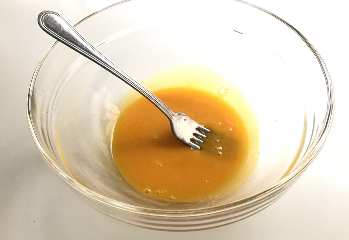 Coca de almendras o coca Cristina