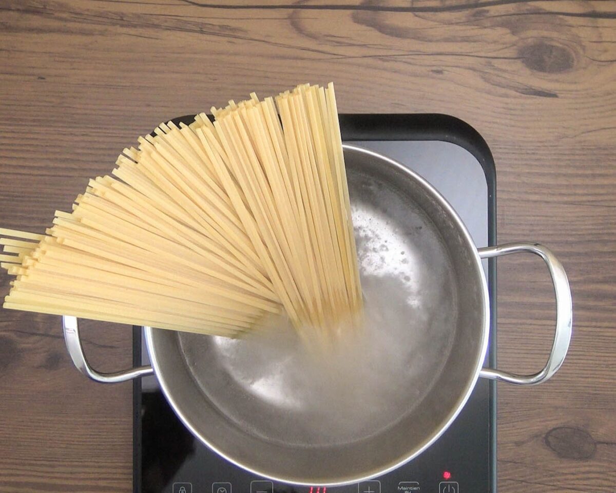 Pasta con salsa Amatriciana (Spaghetti alla Amatriciana)
