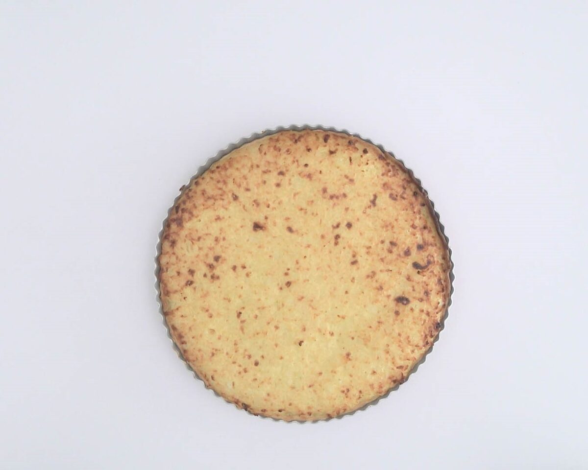 Pastel dulce de arroz con leche. Postre delicioso con arroz