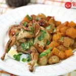 Codornices guisadas con calabaza y níscalos