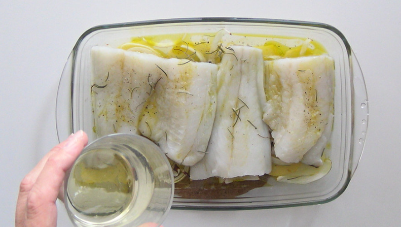 Bacalao al horno con patatas y cebolla