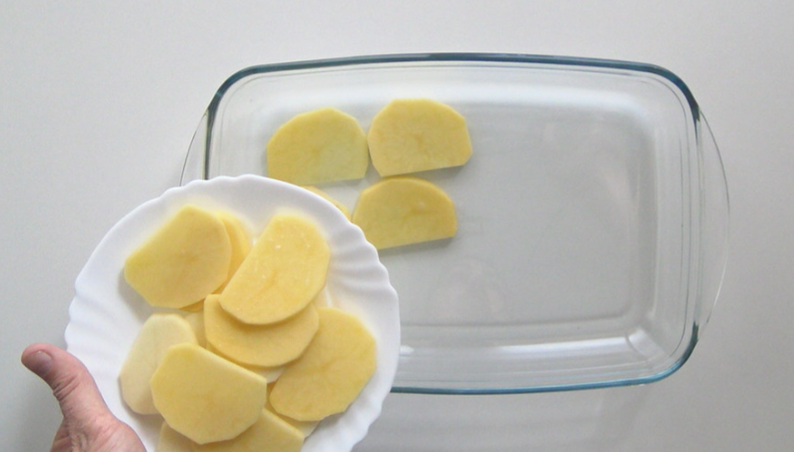 Bacalao al horno con patatas y cebolla