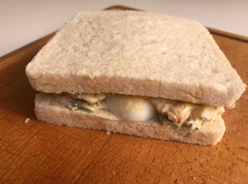 Cómo hacer sándwich de huevo. 3 versiones