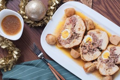 Pollo relleno de Navidad - Sugerencia de presentación